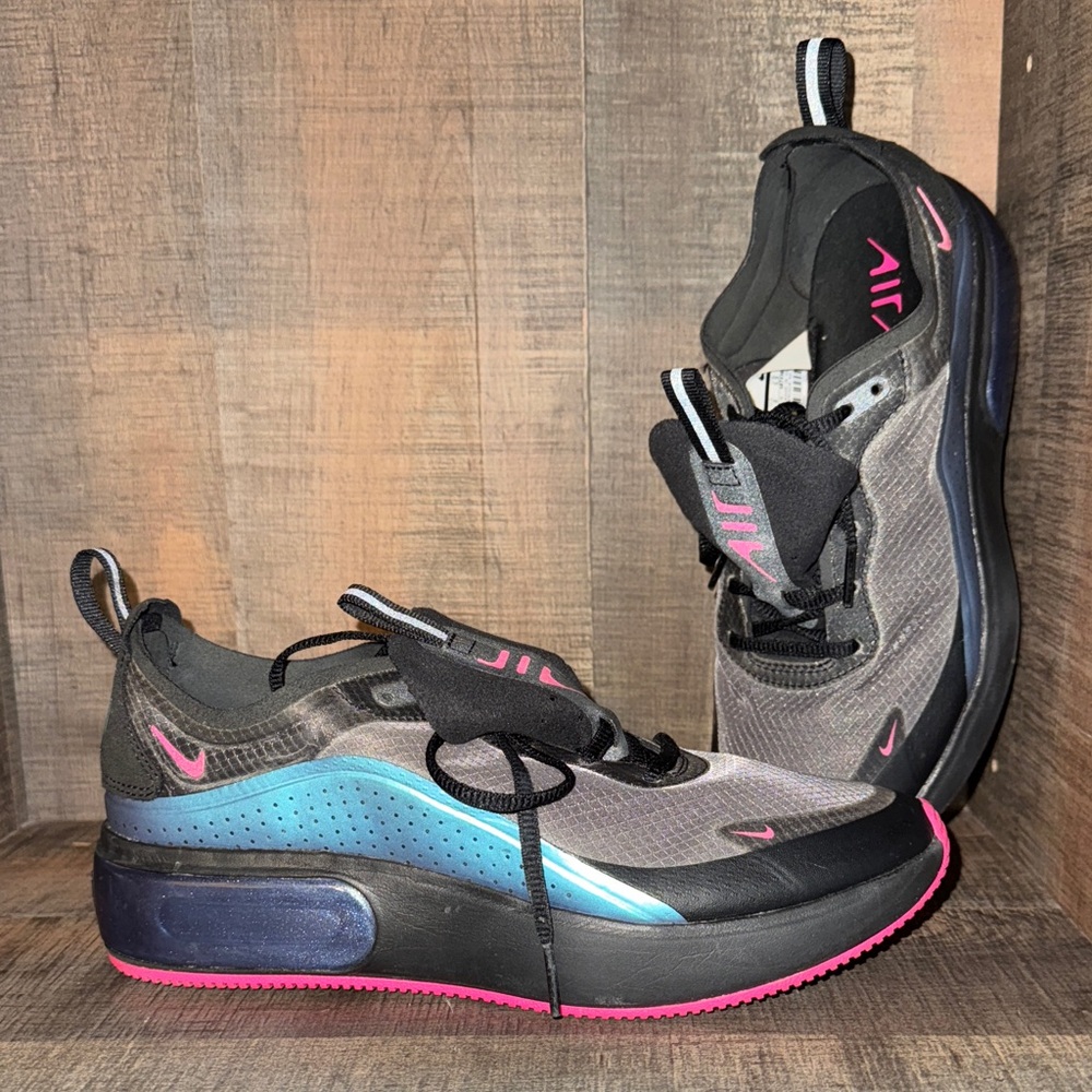 Nike Max-Throwback Gray and Pink Sneakers—size 8